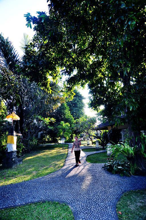 Bumas Hotel Sanur Exterior foto